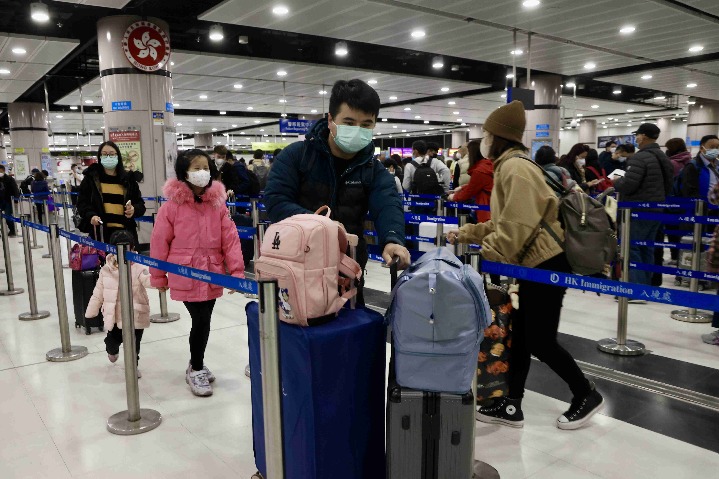 Chinese mainland, HK resume normal travel after three years