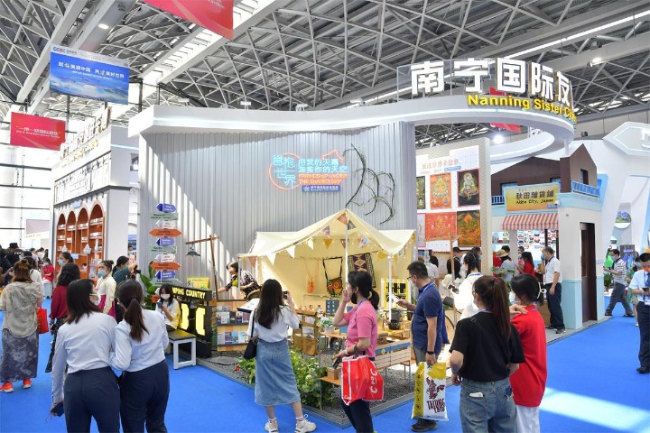 China-ASEAN expo resumes overseas exhibition