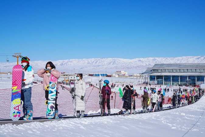 China's Xinjiang receives over 4.7m visits during Spring Festival