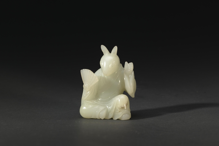 Jade hare deity from the Qing Dynasty