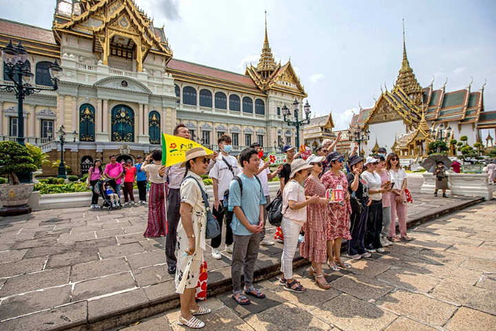 Group tours come back on menu for overseas travelers