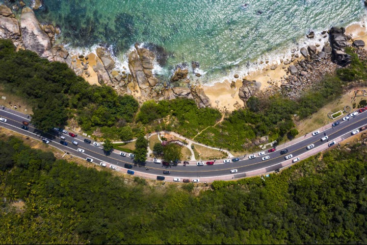 Hainan anticipates opening of tourist highway