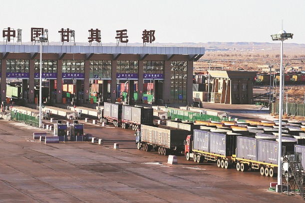 Business booms on China-Mongolia border