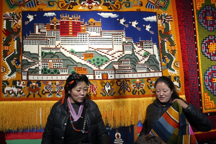 Tibetan carpet industry thawing through innovation