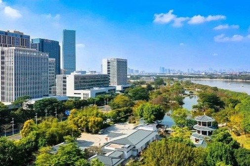 Huangpu to build world-class landmark business circle
