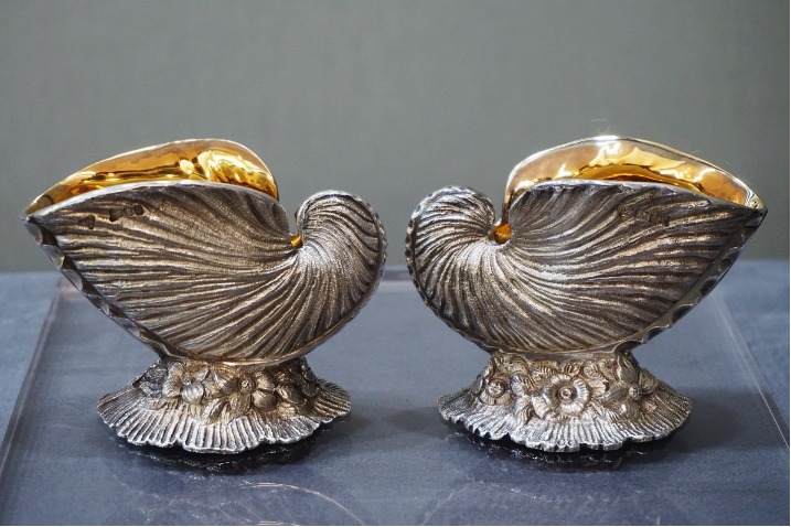 18th-20th-century silver ware of Western society on exhibit in Zhejiang