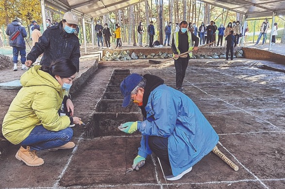 Qing royal architecture unearthed at Old Summer Palace site