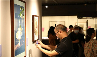 Suzhou embroidery on display at Shenzhen Museum