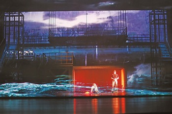 2 Zhuhai plays wow audiences in Beijing