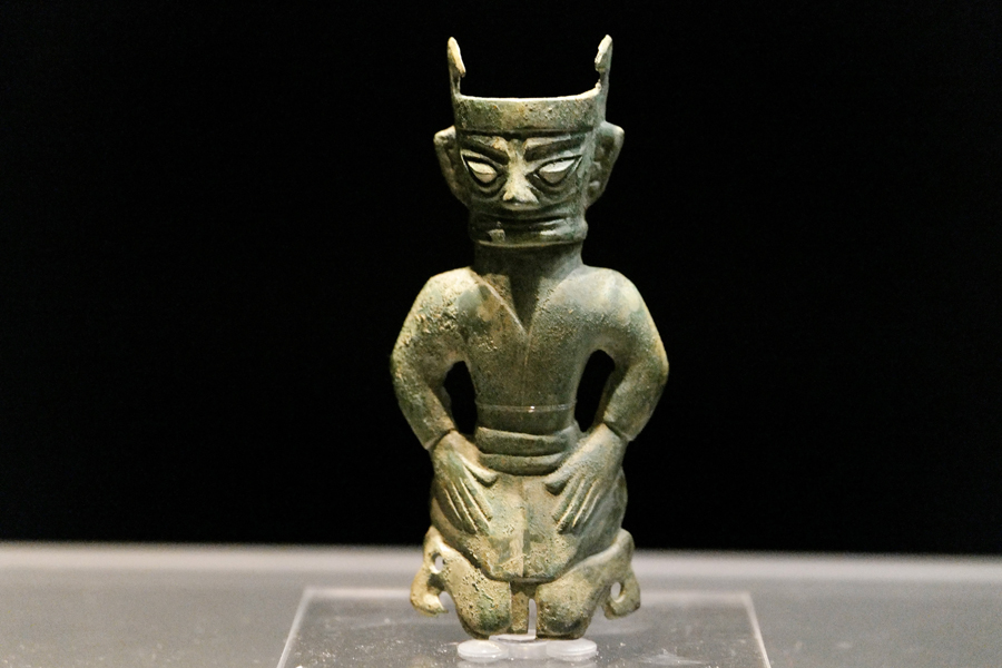 Shenzhen exhibit features artifacts from Sanxingdui sacrificial rituals