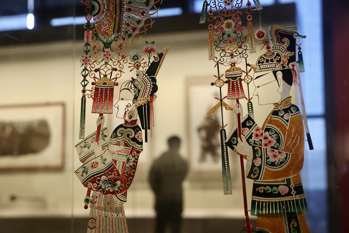 Beijing exhibit features Shaanxi shadow puppetry art