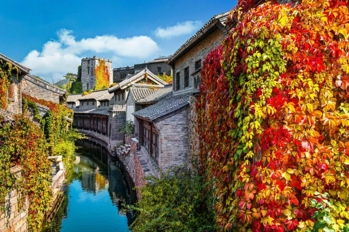Beijing water town to roll out immersive autumn experience