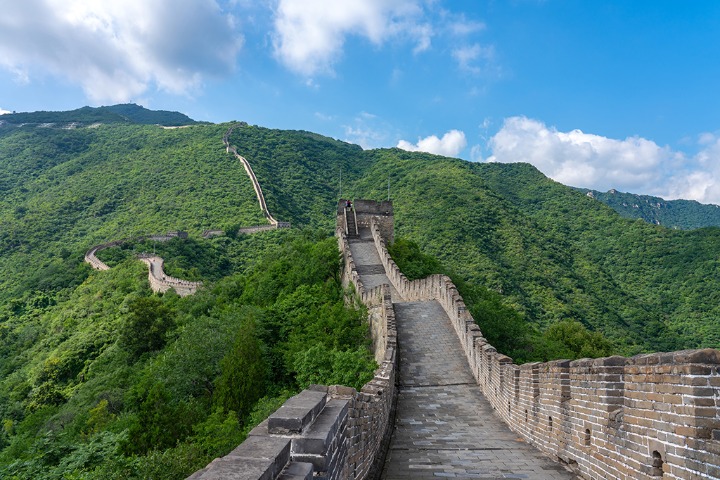 Mutianyu Great Wall turns green in summer