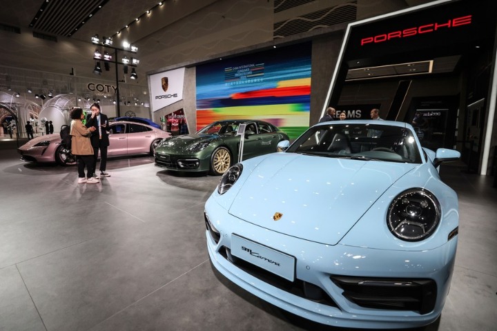 Growth revs up for Porsche in China