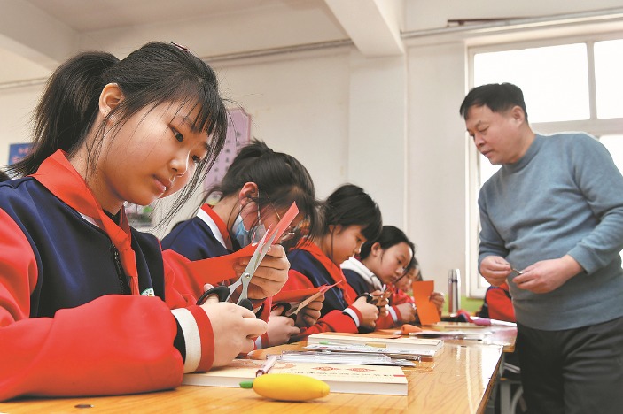 Hebei schools teaching intangible heritage