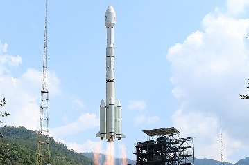New Beidou satellite launches into orbit