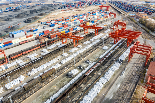 Inner Mongolia's foreign trade thrives in Q1
