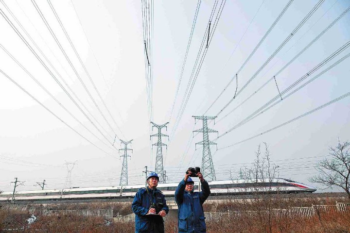 China's industrial sector electricity use up 5.2% in first four months