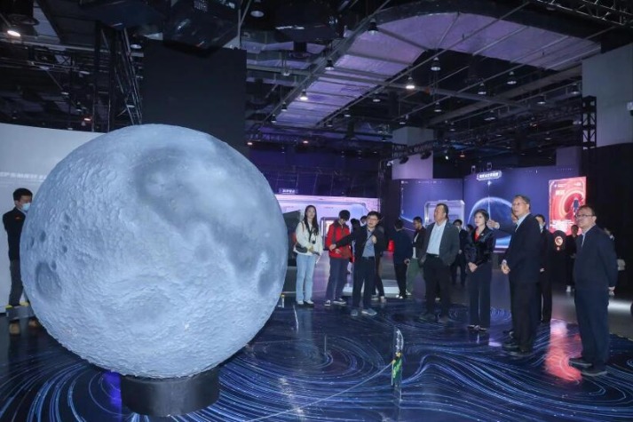 China opens first space-science popularization exhibition