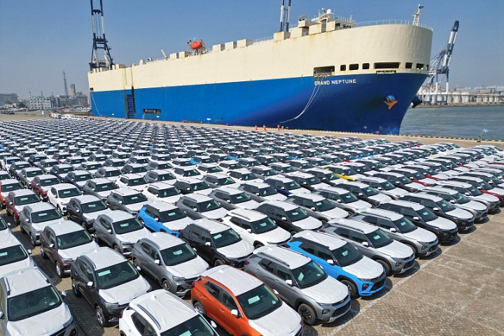 China's export of automobiles continuously surges