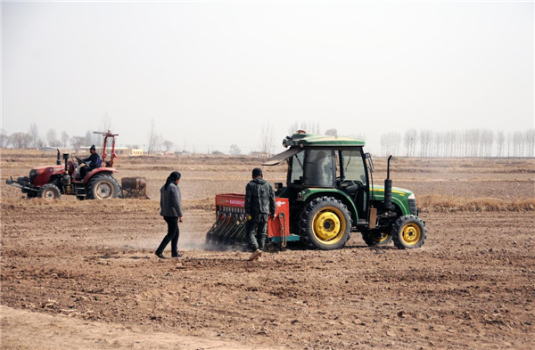 Beidou system improves farming in Inner Mongolia