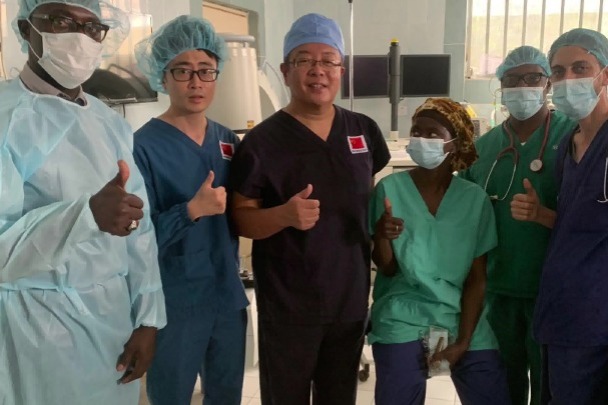Chinese medical team in Gambia wins praise