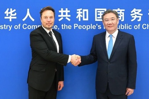 China's commerce minister meets Elon Musk