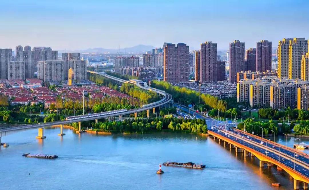 Wuxi offering incentives to lure new graduates