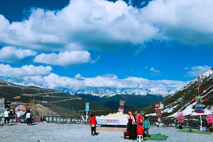 Majestic beauty of Namcha Barwa in Tibet