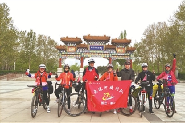 Quzhou natives welcome Asian Games via cycling