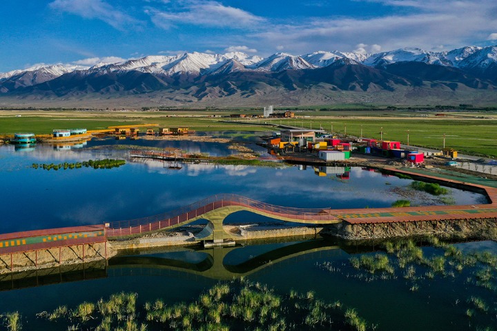 Gaojiahu Wetland Park in Xinjiang to welcome tourists soon