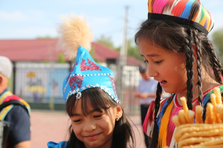 Xinjiang logs robust foreign trade growth in Jan-May