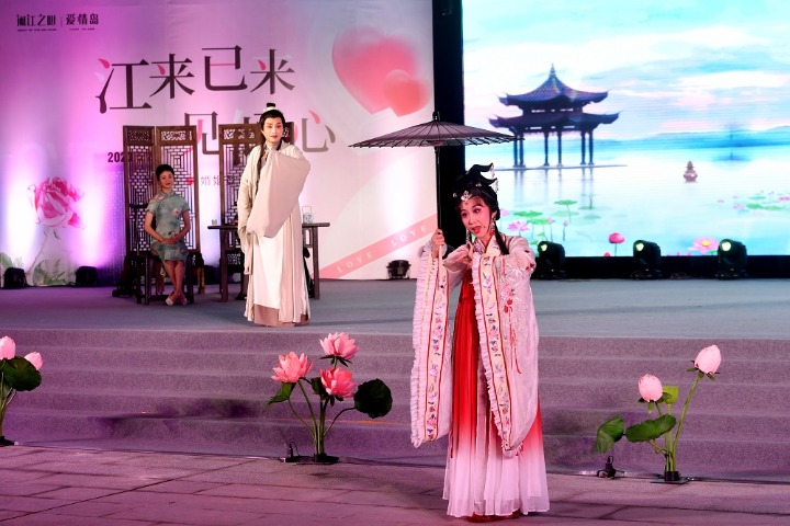 Cultural event sheds light on Minju Opera