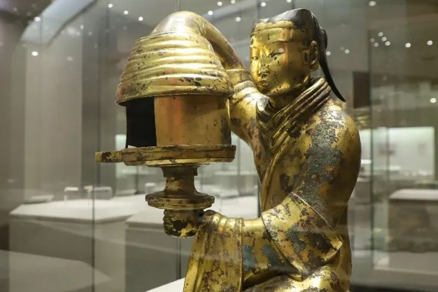 Han Dynasty cultural relics on exhibit in Guangxi
