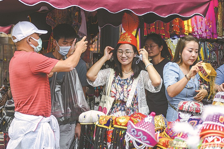 Urumqi wins summer tourism