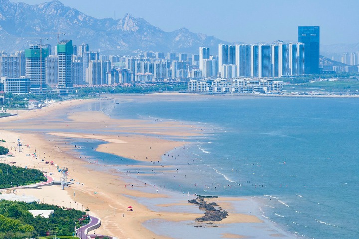Discover the beauty of Lingshan Bay in Qingdao