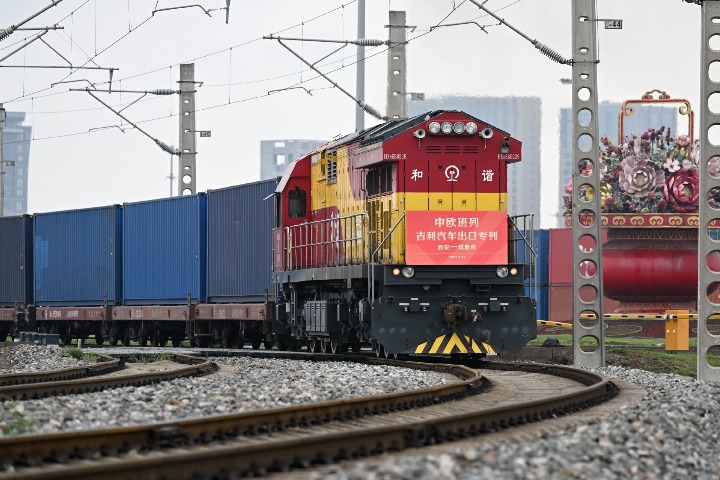 Xi'an sees China-Europe freight train trips up 46.4% in H1