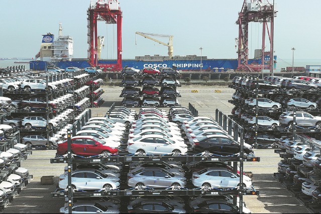 Auto exports soar in H1 on booming NEV demand