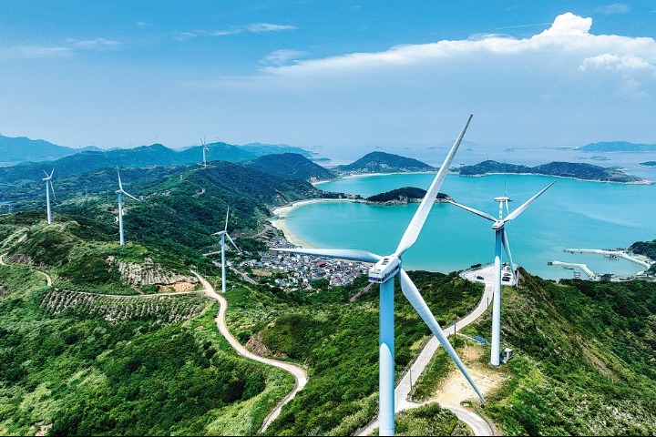 China contributes to global green development with low-carbon tech innovation