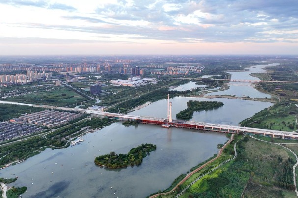 Urban area between rivers develops in Hebei