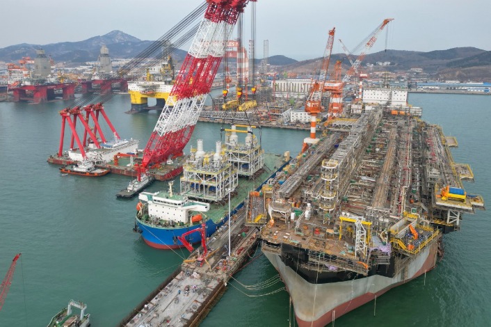 China's shipbuilding sector expands in H1