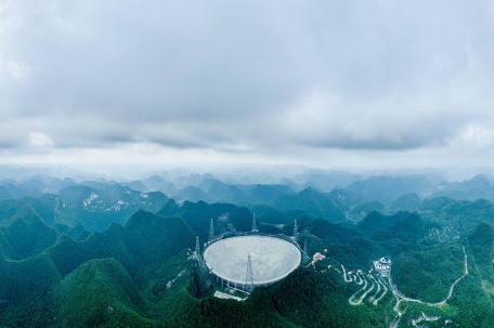 China uses intelligent robots to maintain FAST telescope