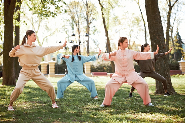 The Moving Meditation: A Tai Chi Journey Begins with One Step – UCI Susan  Samueli Integrative Health Institute – SSIHI
