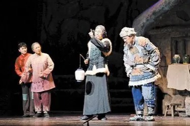 China kicks off annual season of performing arts
