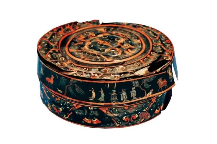Warring States Period lacquer box decorated with the earliest serial narrative art in China