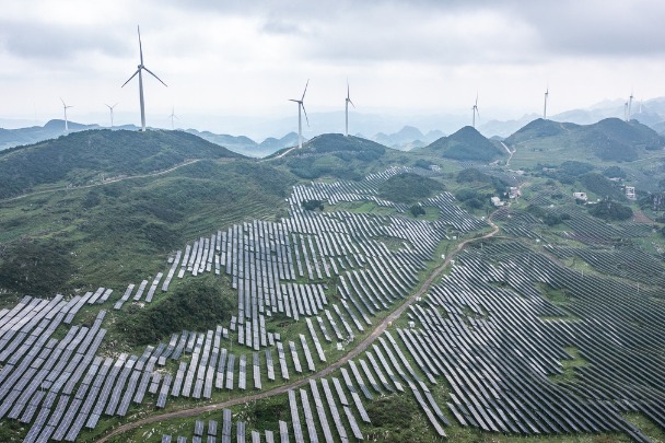 China leads global clean energy shift with wind, solar power push