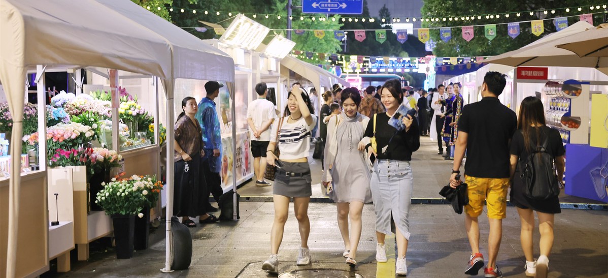 Festival injects vitality into Shanghai's consumer market