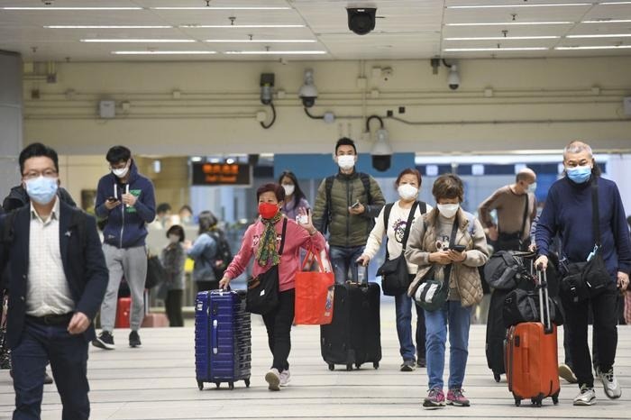 Cross-border passenger traffic through Shenzhen ports exceeds 100m