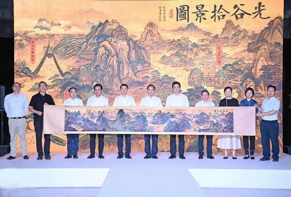 OVC's 10 Iconic Sceneries issued at AI exhibition 