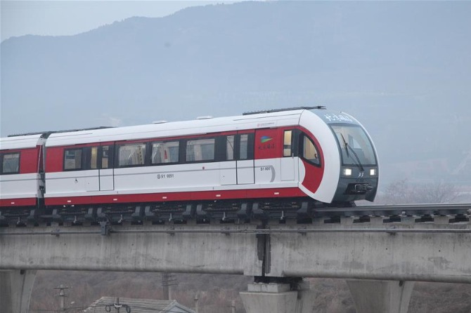 Beijing leads Chinese cities in extending rail transit lines